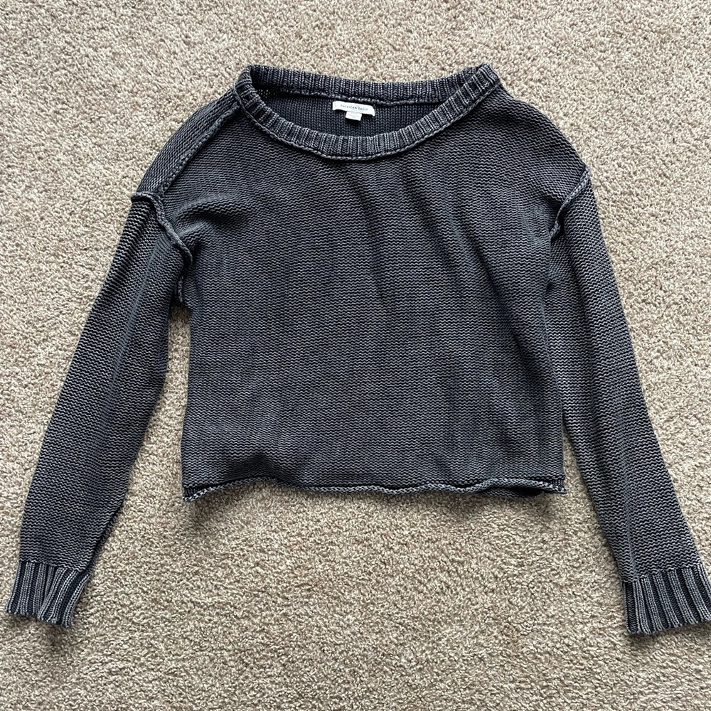 Crop grey sweater